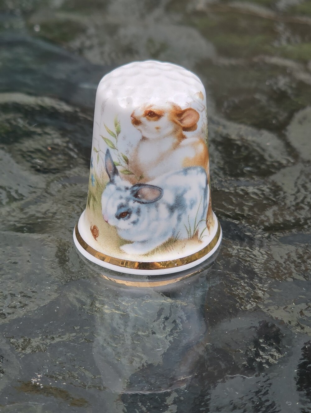 Fine Bone China Bunnies Thimble